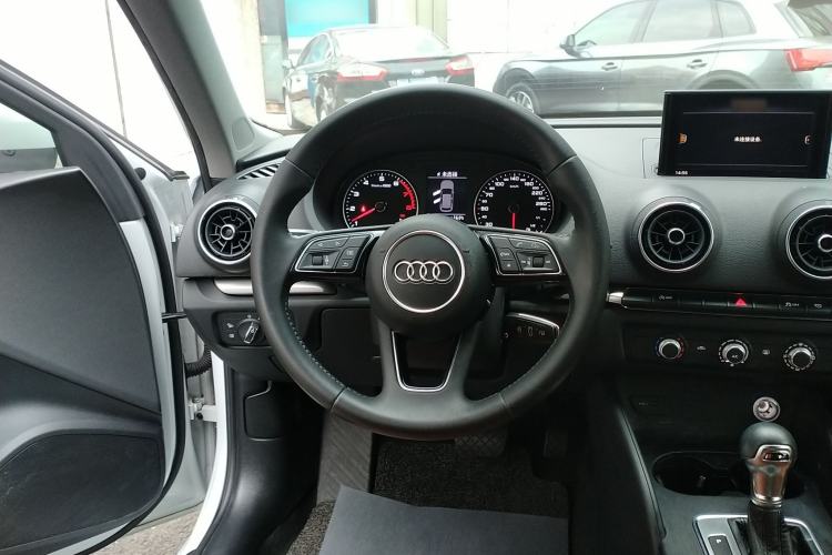 Used Audi A3 2018 30th Anniversary Edition Sportback 35 TFSI Ambition Model
