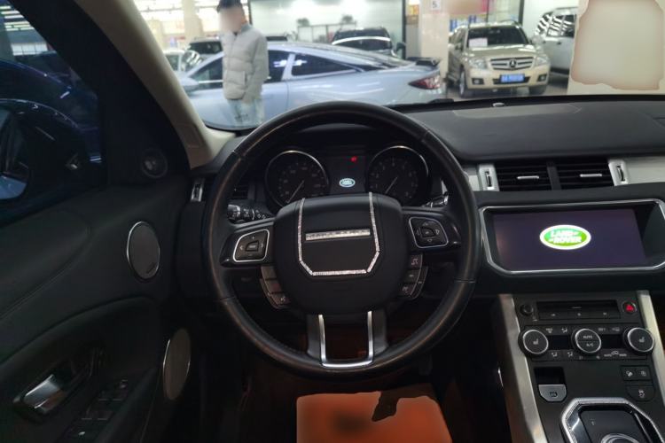 Used Land Rover Range Rover Evoque 2018 240 PS SE Smart Brilliance Edition
