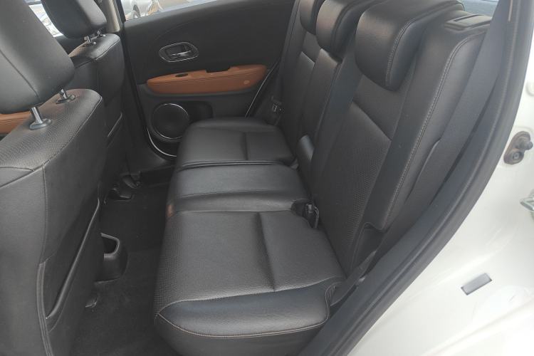 Used Honda Vezel 2015 1.8L CVT 2WD Luxury Model