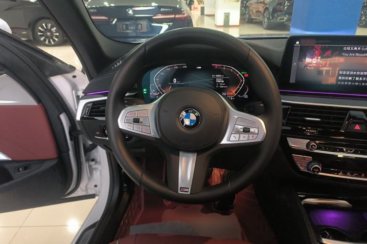 Used BMW 5 Series 2022 Second Facelift 525Li M Sport Package