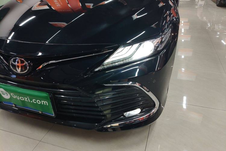 Used Toyota Camry 2021 2.0G Luxury Edition
