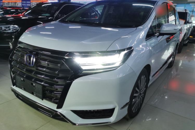 Used Honda Elysion 2024 2.0L eHEV Luxury Edition