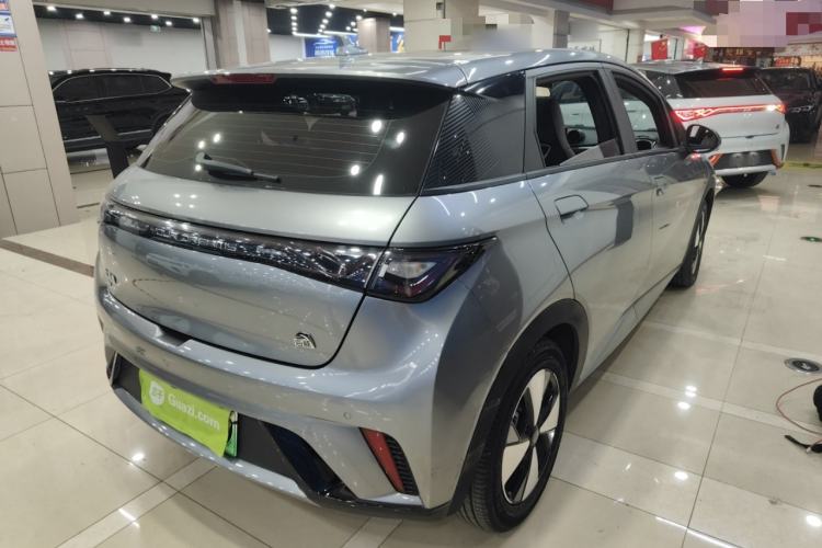 Used BYD Dolphin 2023 420 km Fashion Edition