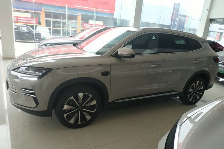 Used BYD Song PLUS New Energy 2025 DM-i 160KM Flagship Model
