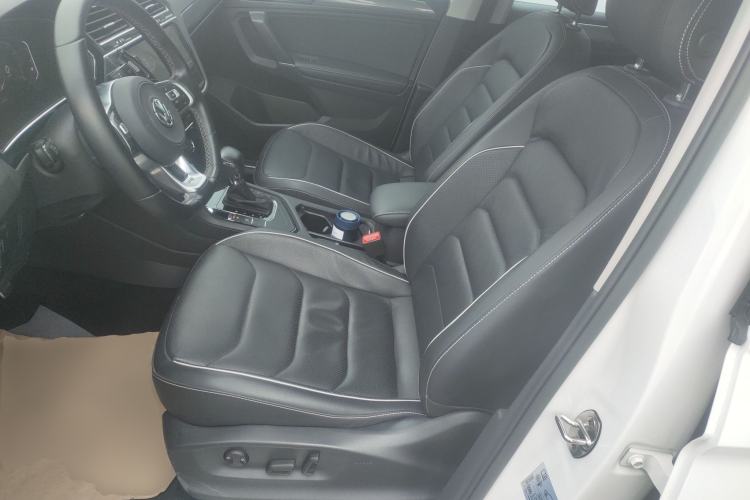 Used Volkswagen Tiguan L 2019 330TSI Automatic Two-Wheel Drive R-Line Flagship Edition China V Standard
