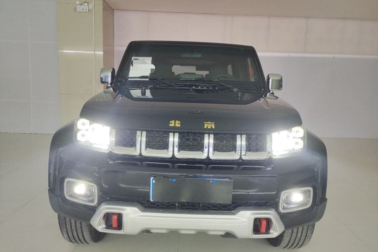 Used Beijing Auto BJ40 2018 PLUS 2.3T Automatic Four-Wheel Drive Premium Edition China V
