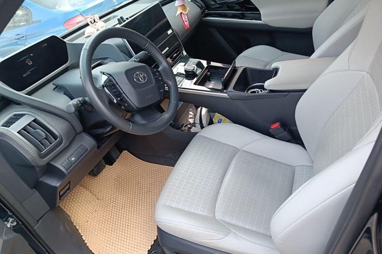 Used Toyota FAW Toyota bZ4X 2022 Two-Wheel Drive Long-Range PRO Version
