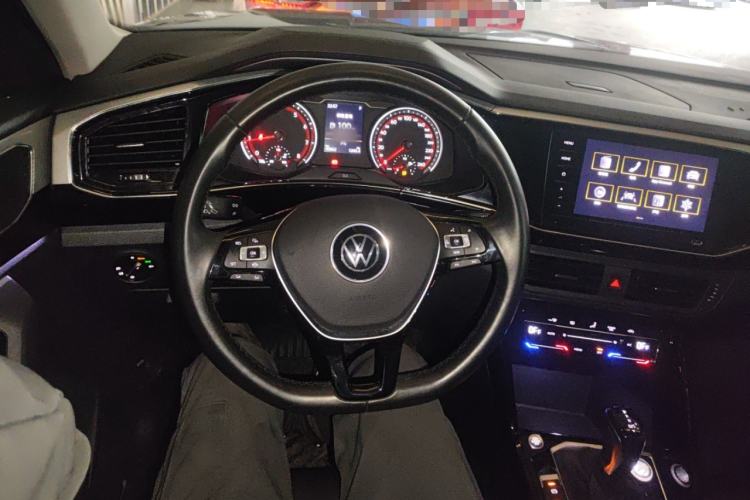 Used Volkswagen Tayron 2020 330TSI Two-Wheel Drive Luxury Smart Connectivity Version
