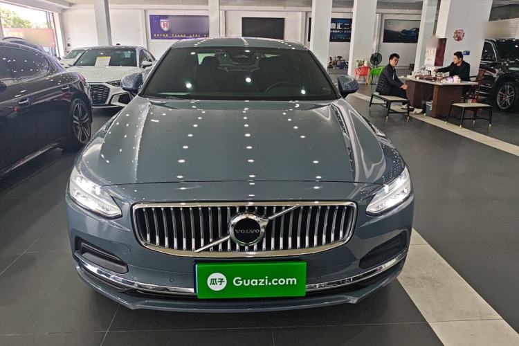 Used Volvo S90 2022 B5 Zhiyuan Luxury Edition
