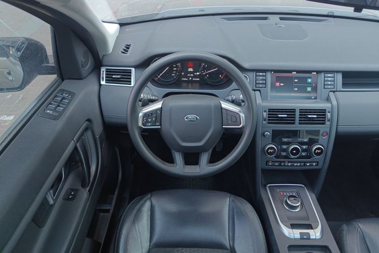 Used Land Rover Discovery Sport 2017 2.0T PURE
