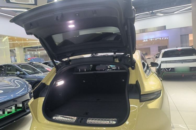 Used Nio ET5T 2023 75 kWh Touring