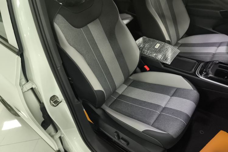 Used Volkswagen ID.4 CROZZ 2025 Pure Edition
