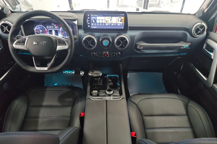 Used BAIC Off-Road BJ40 2024 2.0T Urban Hunter Honor Edition
