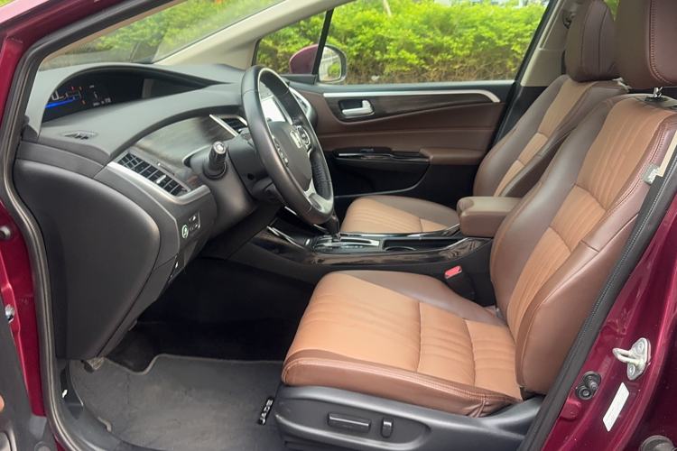 Used Honda Jade 2017 210TURBO CVT Luxury Edition 6 Seats
