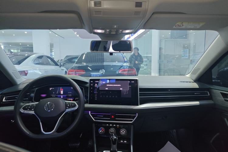 Used Volkswagen Sagitar 2023 300TSI DSG Excellence Edition
