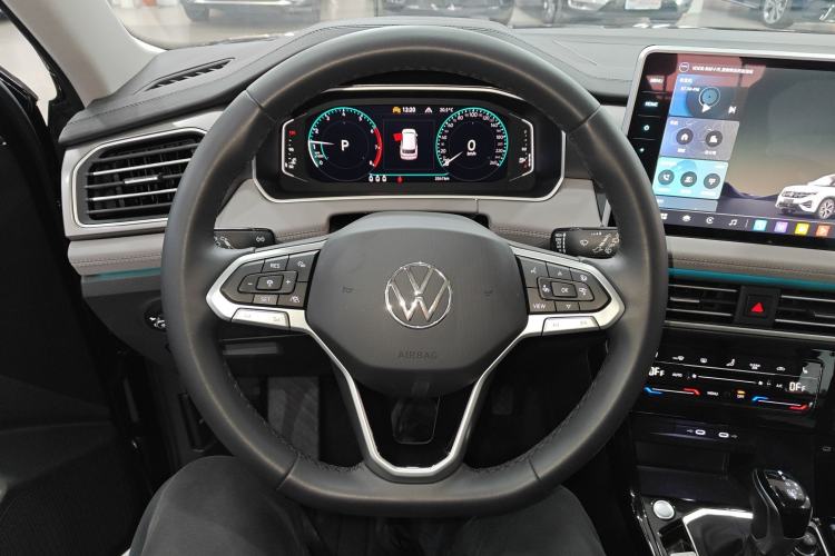 Used Volkswagen Tayron 2023 Revised Version 380TSI All-Wheel Drive R-Line High-Energy Edition
