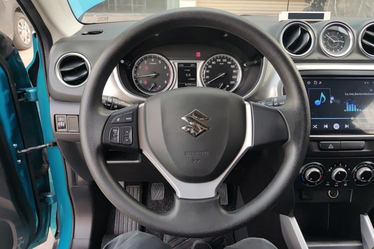 Used Suzuki Vitara 2016 1.6L Manual Two-Wheel Drive Entry-Level Trim
