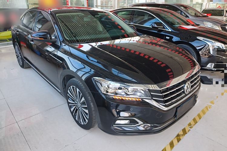Used Volkswagen Passat 2019 330TSI Luxury Edition China VI Standard