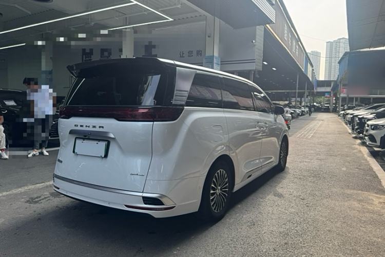 Used Denza D9 2022 DM-i 970 Four-Wheel Drive Flagship Model