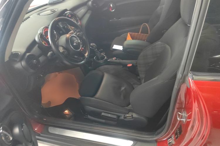 Used  MINI 2016 1.5T COOPER
