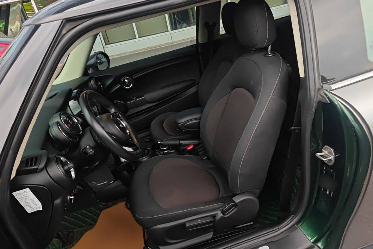 Used  MINI 2016 1.2T ONE Pioneer Edition
