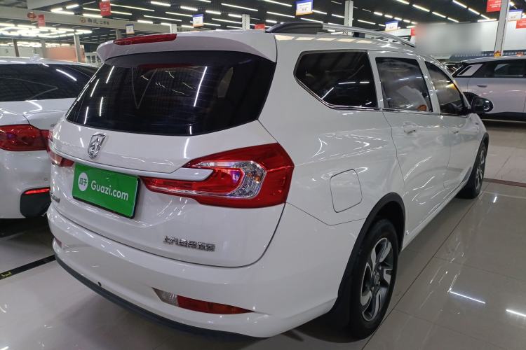 Used Baojun 310W 2017 1.5L Manual Comfort Model China V Standard