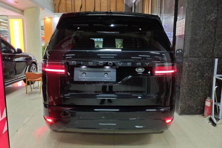 Used Land Rover Discovery 2021 360 PS R-Dynamic S