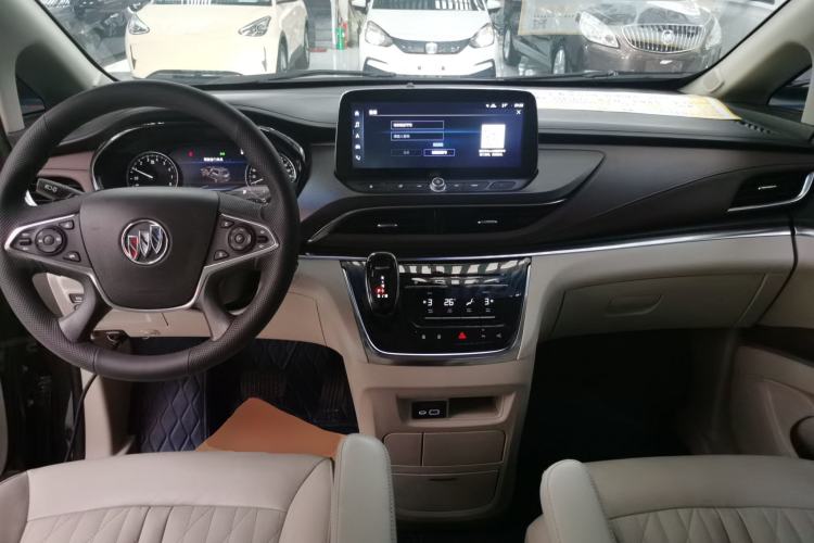 Used Buick GL8 2022 Land Executive Class 652T Prestige Model
