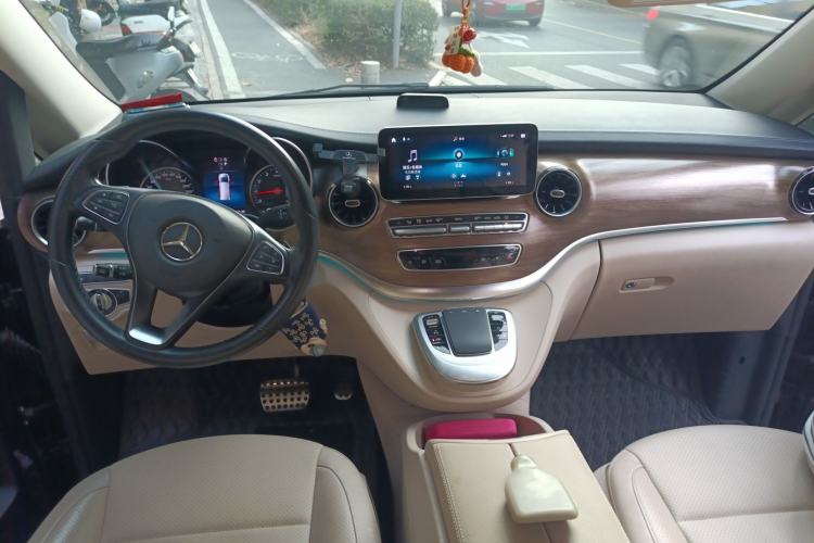 Used Mercedes-Benz V-Class 2020 V 260 L Long-wheelbase Luxury Edition