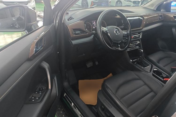 Used Volkswagen Tharu 2021 280TSI Two-Wheel-Drive Luxury Plus Edition
