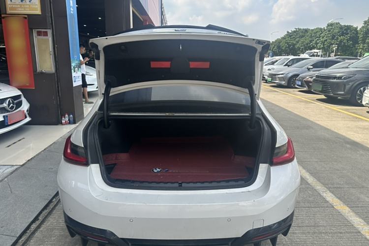 Used BMW i3 2024 eDrive 35 L
