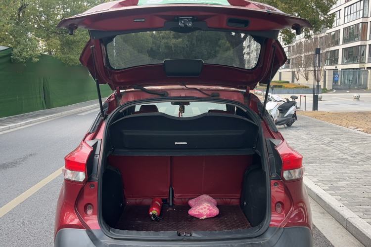 Used Nissan Kicks 2017 1.5L CVT Cool Enjoy Edition
