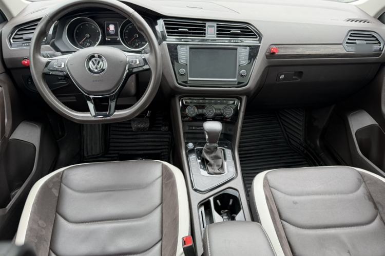 Used Volkswagen Tiguan L 2018 330TSI Automatic Two-Wheel Drive Luxury Edition
