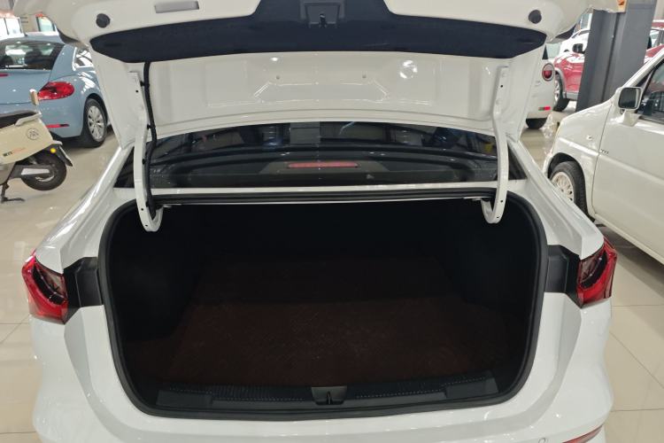 Used Roewe i5 2023 1.5L CVT Luxury Edition