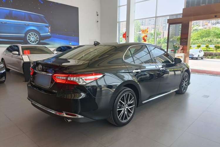Used Toyota Camry 2023 2.5G Luxury Edition
