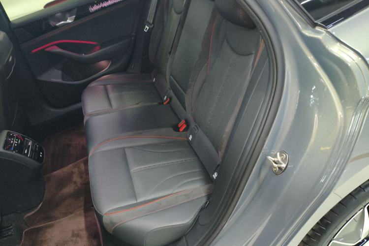 Used Volkswagen Magotan 2024 380TSI DSG Prestige Edition DaMai Package
