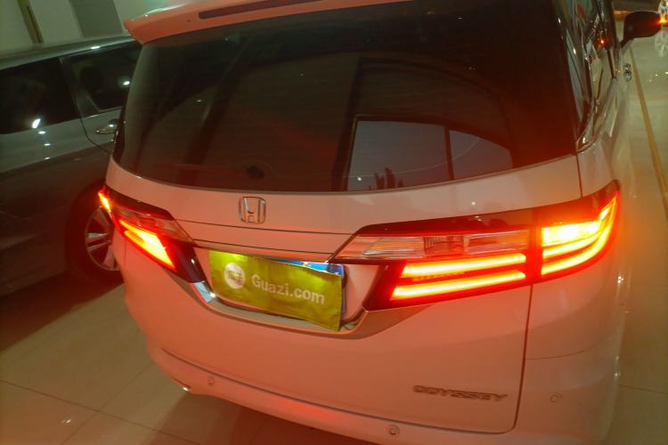 Used Honda Odyssey 2018 2.4L Luxury Edition
