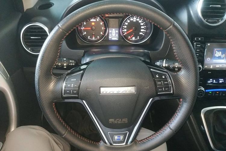 Used Haval H6 2016 Upgraded Model 1.5T Manual Two-Wheel Drive Elite Version
