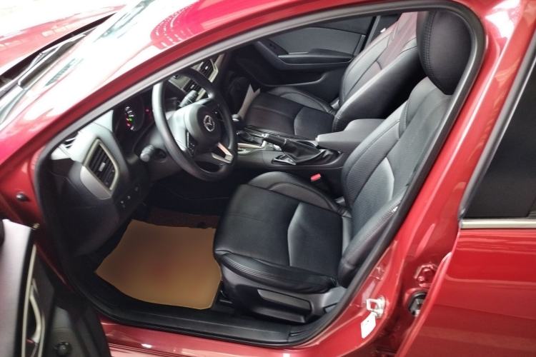 Used Mazda Mazda 3 Axela 2017 Hatchback 1.5L Automatic Comfort Model Emission Standard China V