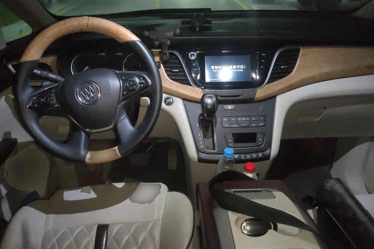 Used Buick GL8 2018 ES 28T Comfort Model China VI Standard