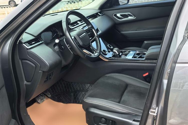 Used Land Rover Range Rover Velar 2022 250 PS
