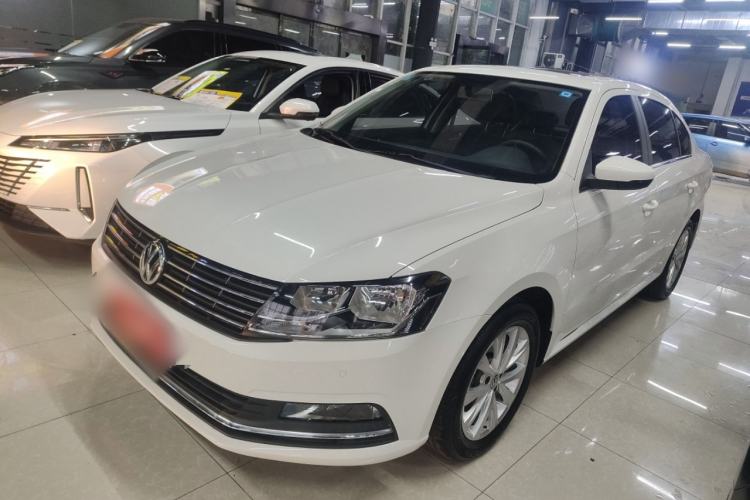 Used Volkswagen Lavida 2017 1.6L Manual Comfort Edition