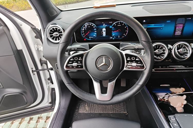 Used Mercedes-Benz GLB 2020 Updated GLB 200 Dynamic Edition
