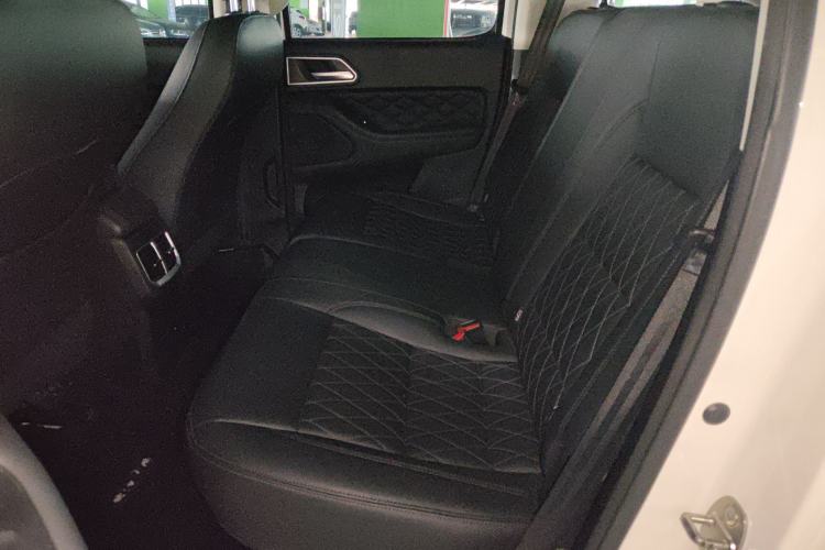 Used Great Wall Poer 2020 2.0T Automatic Diesel 2WD Comfort Edition GW4D20M
