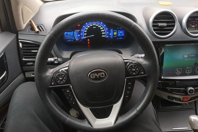 Used BYD S7 2015 2.0T Upgraded Automatic Luxury Version