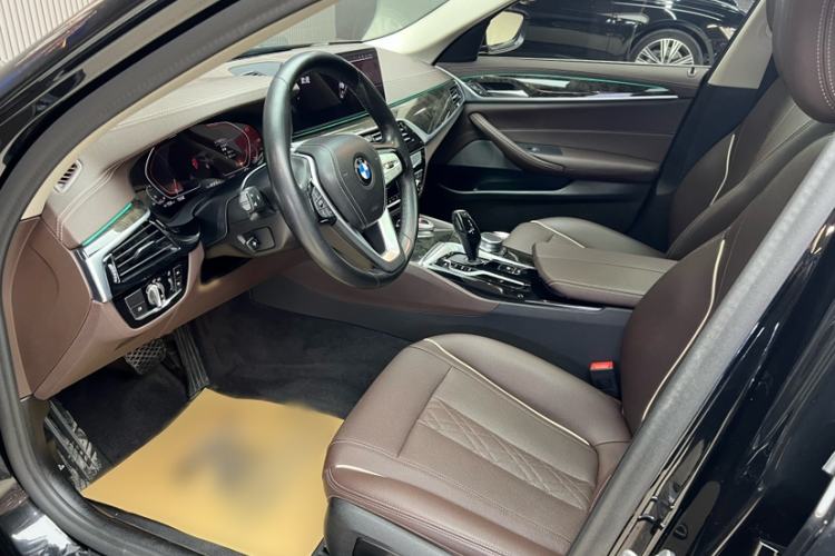 Used BMW 5 Series 2021 Updated Version 525Li Luxury Package
