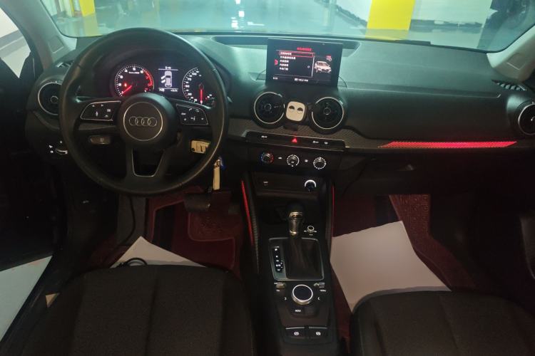 Used Audi Q2L 2018 35 TFSI Launch Exclusive Edition China VI
