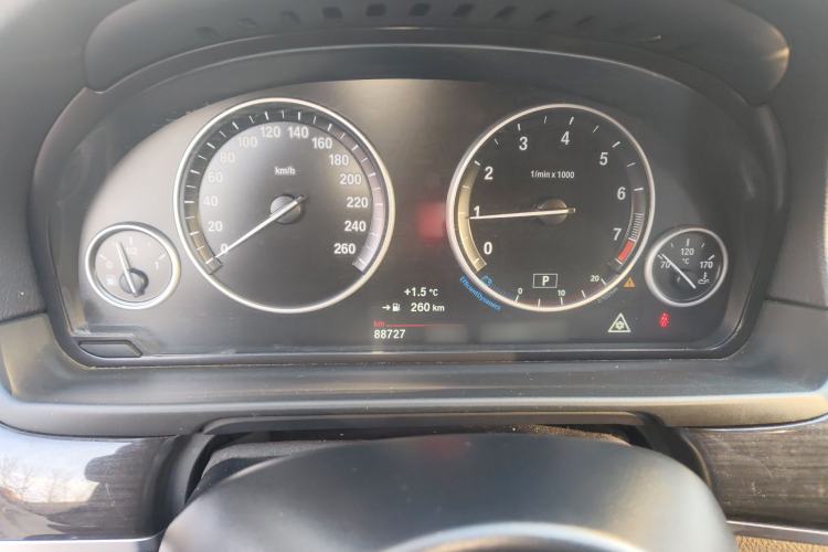 Used BMW 5 Series 2014 525Li Luxury Design Package
