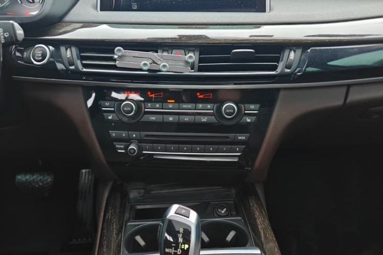 Used BMW X5 2014 xDrive35i Luxury Model
