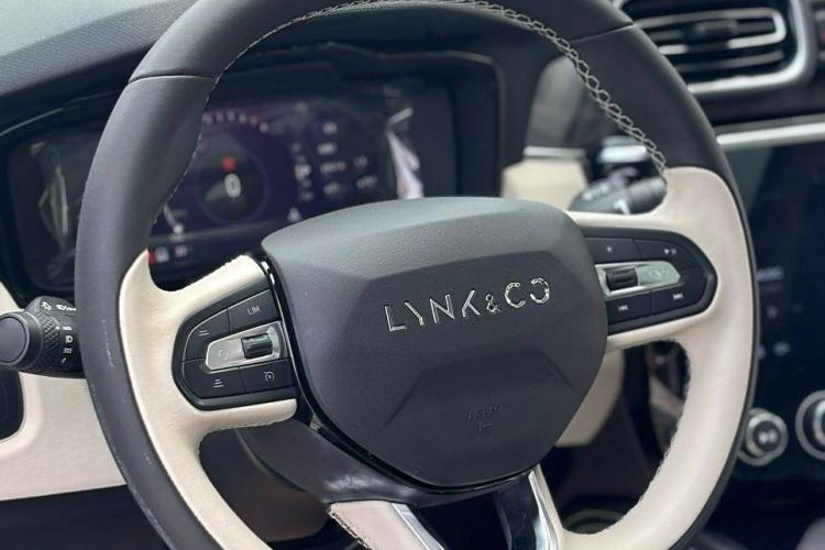 Used Lynk & Co 02 2022 2.0T DCT Shine Plus